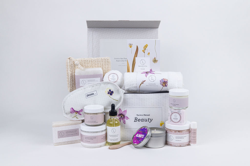 Naturallavenderbathandbodylargegiftsetbox-lizush_adff307a-28a3-46db-96e7-afc94dfe26b6